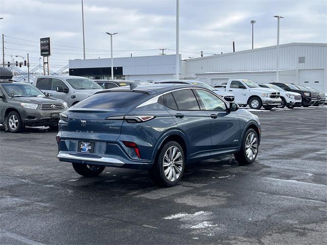 new 2025 Buick Envista car, priced at $31,535