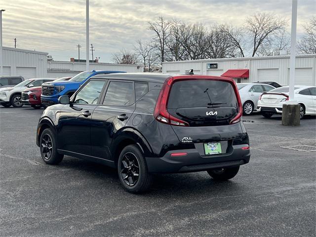 used 2022 Kia Soul car, priced at $17,136