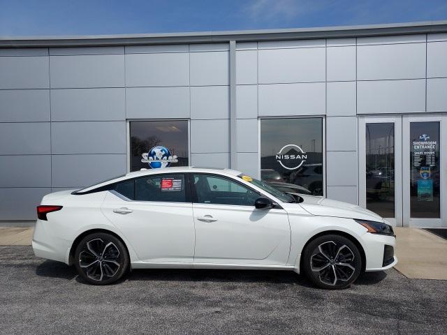 used 2024 Nissan Altima car, priced at $25,579