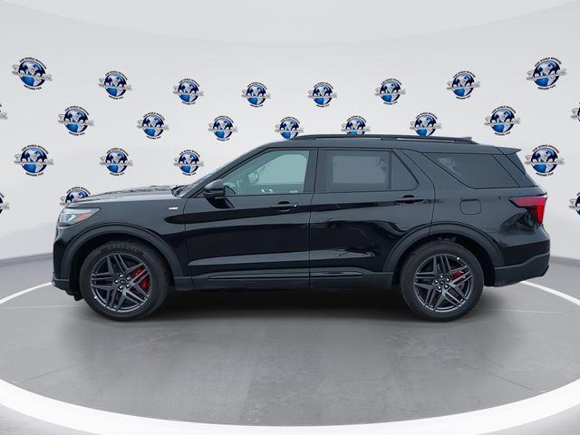 used 2025 Ford Explorer car, priced at $40,490