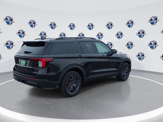 used 2025 Ford Explorer car, priced at $40,490
