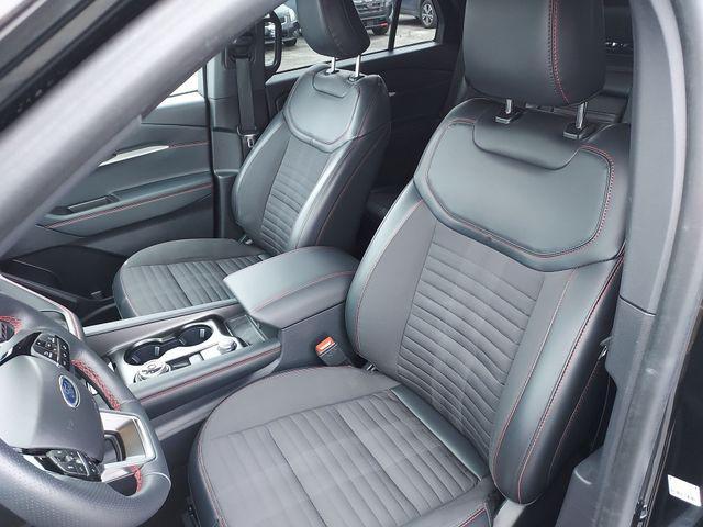 used 2025 Ford Explorer car, priced at $40,490