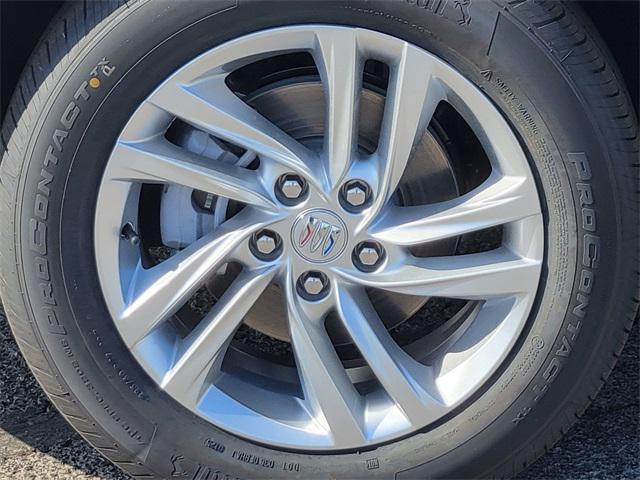 new 2025 Buick Envista car, priced at $28,025