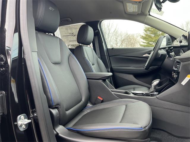 new 2025 Buick Encore GX car, priced at $30,175