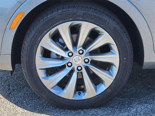 new 2025 Buick Envista car, priced at $31,735