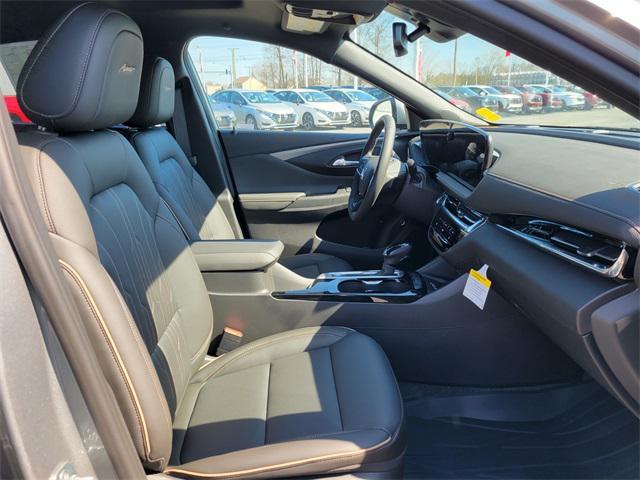 new 2025 Buick Envista car, priced at $31,735
