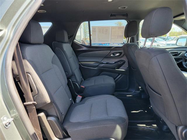 used 2022 Chevrolet Traverse car, priced at $27,944