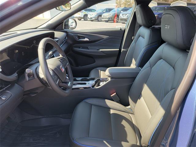 new 2025 Buick Envista car, priced at $29,025