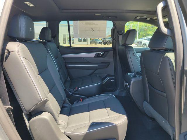 new 2025 Buick Enclave car, priced at $50,605