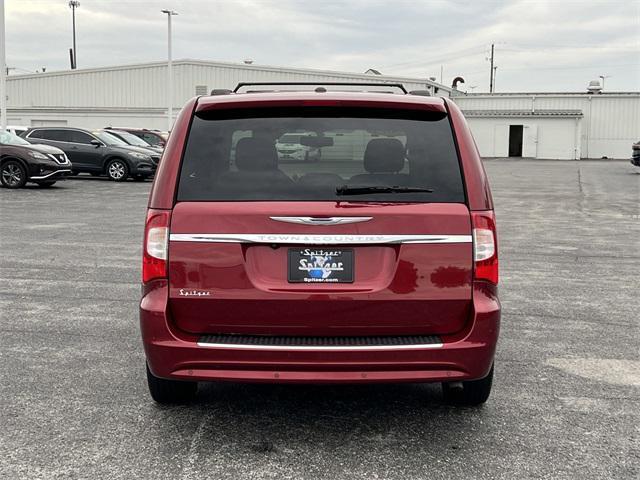 used 2015 Chrysler Town & Country car, priced at $12,699