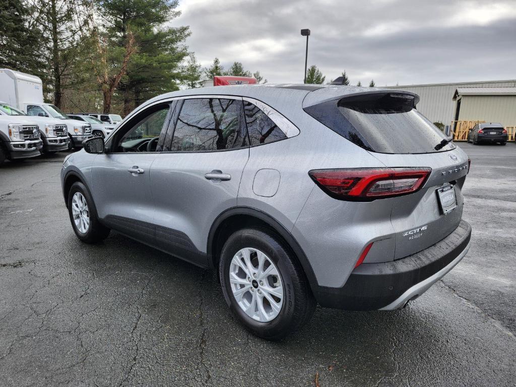 used 2023 Ford Escape car, priced at $22,203