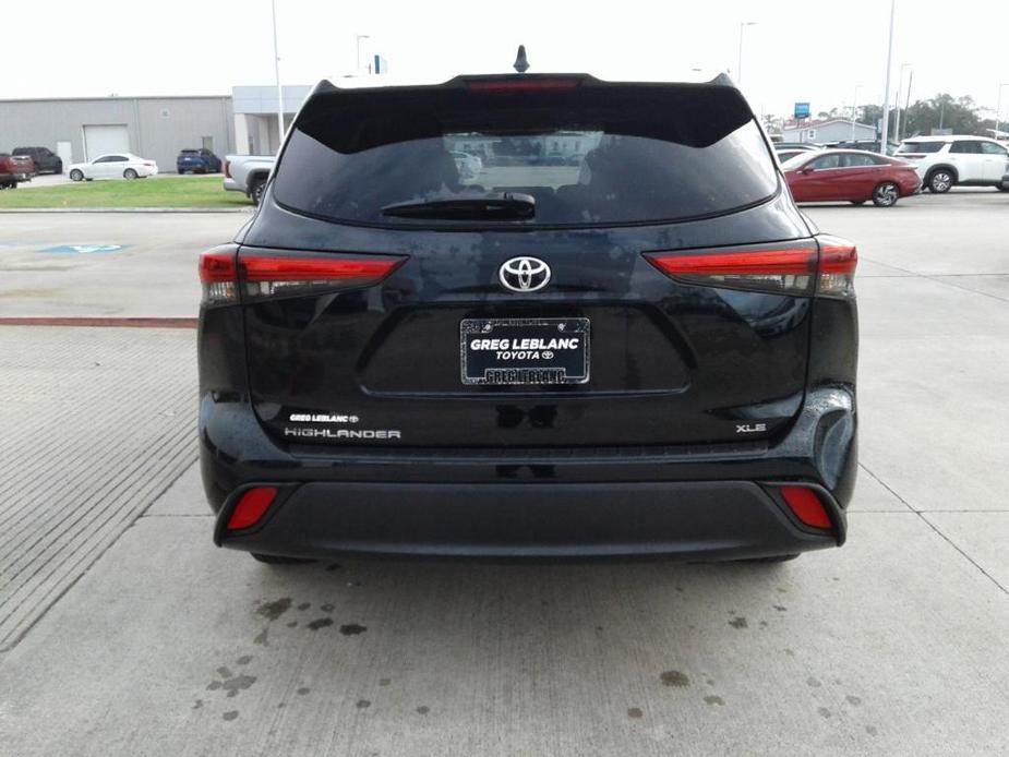 used 2022 Toyota Highlander car, priced at $33,680