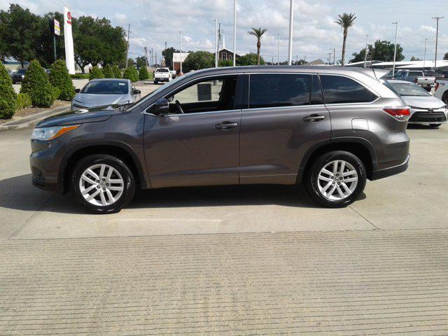 used 2014 Toyota Highlander car, priced at $17,144