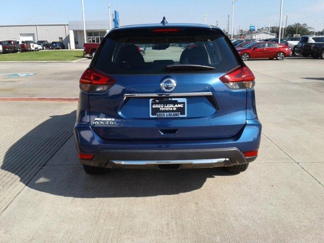 used 2019 Nissan Rogue car, priced at $17,925