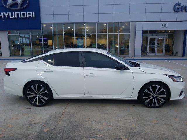 used 2020 Nissan Altima car, priced at $13,998