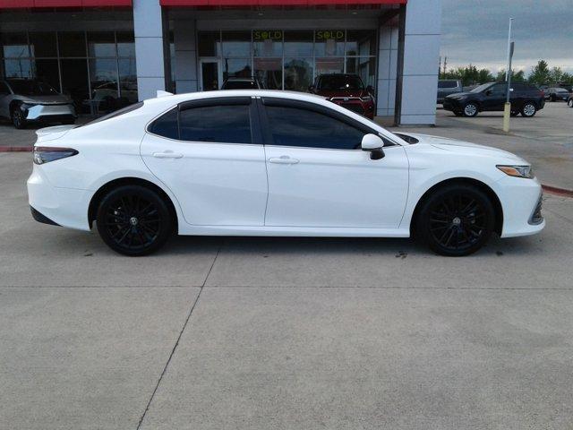used 2022 Toyota Camry Hybrid car, priced at $27,884