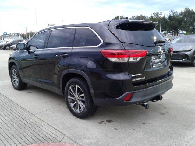 used 2019 Toyota Highlander car, priced at $24,080