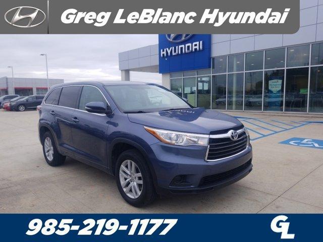 used 2015 Toyota Highlander car, priced at $15,980