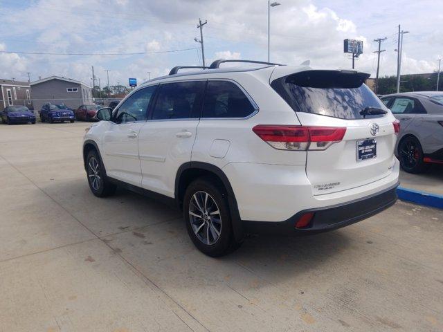 used 2019 Toyota Highlander car, priced at $24,980