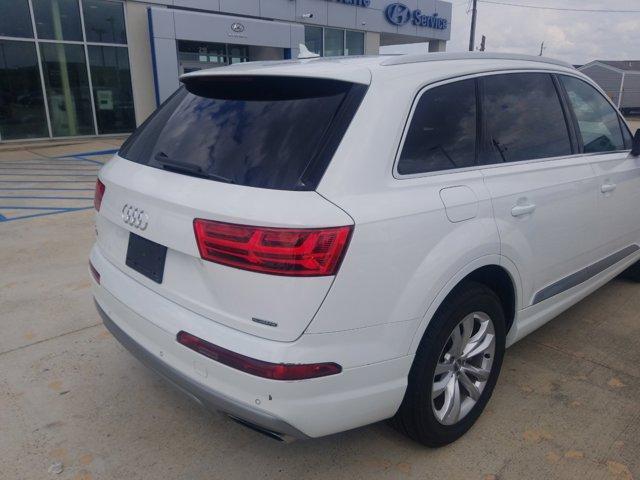 used 2019 Audi Q7 car, priced at $19,818