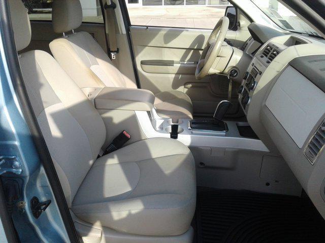 used 2008 Mercury Mariner car, priced at $6,900