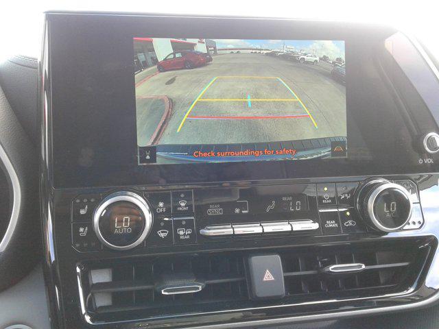 used 2025 Toyota Highlander Hybrid car, priced at $49,438