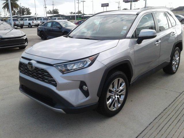 used 2020 Toyota RAV4 car, priced at $28,774