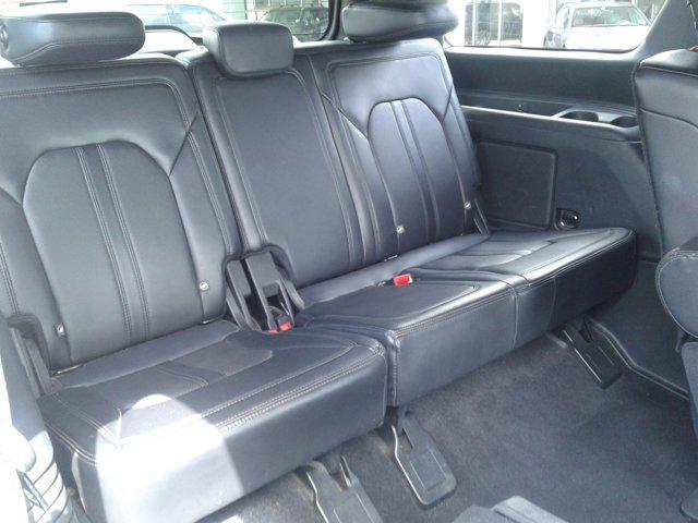 used 2019 Ford Expedition car, priced at $23,373