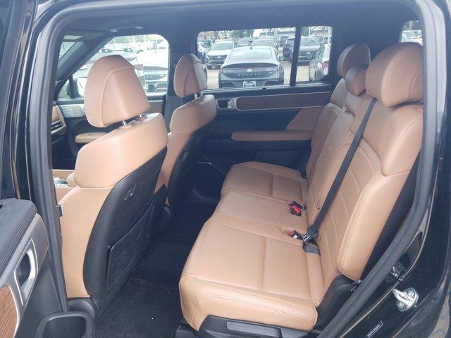 used 2024 Hyundai Santa Fe car, priced at $33,980