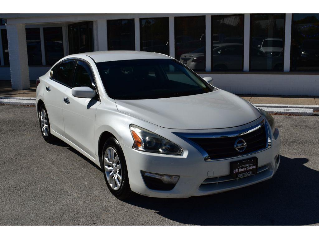 used 2014 Nissan Altima car, priced at $10,000