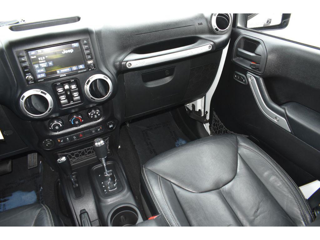 used 2015 Jeep Wrangler Unlimited car, priced at $17,777