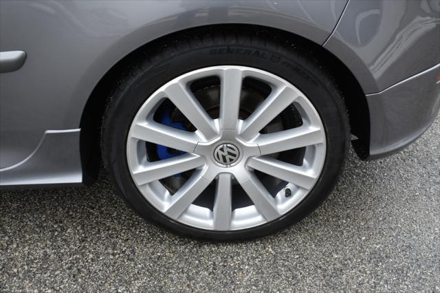 used 2008 Volkswagen R32 car, priced at $16,000