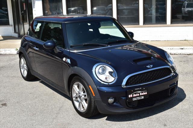 used 2013 MINI Hardtop car, priced at $9,999