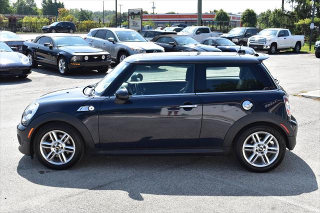 used 2013 MINI Hardtop car, priced at $9,999