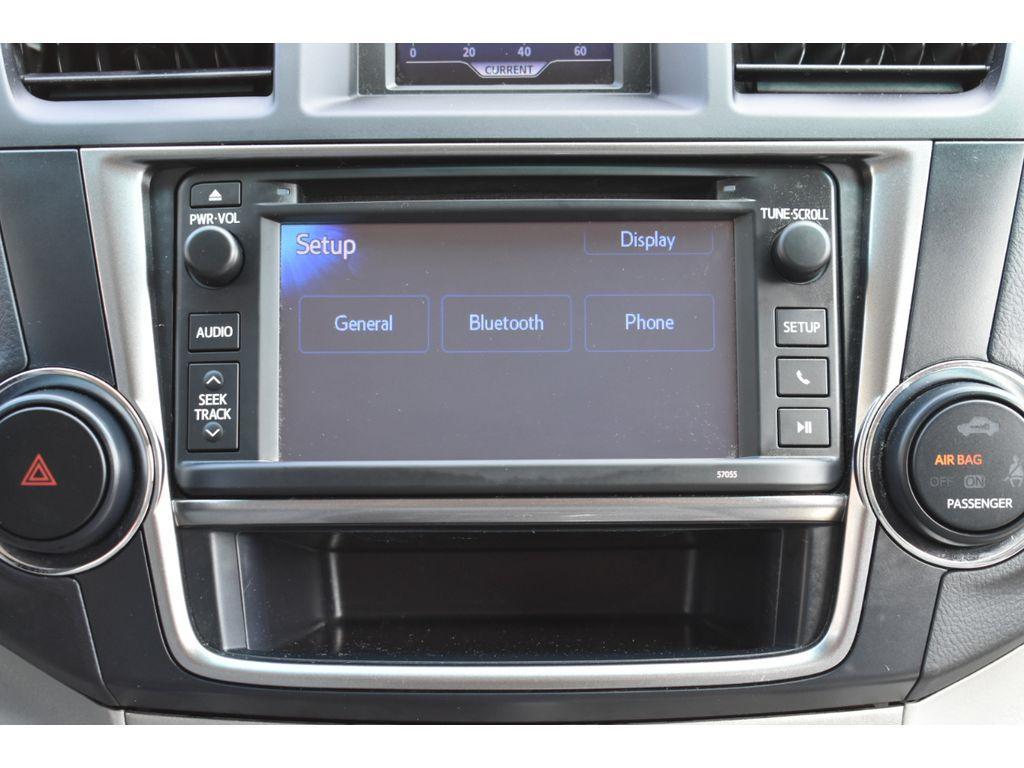 used 2013 Toyota Highlander car, priced at $13,333