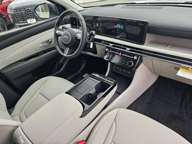 new 2025 Hyundai TUCSON Hybrid car, priced at $42,540