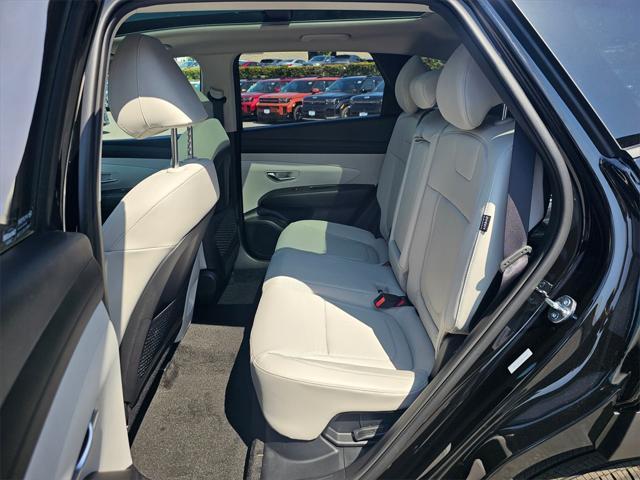 new 2025 Hyundai TUCSON Hybrid car, priced at $37,250