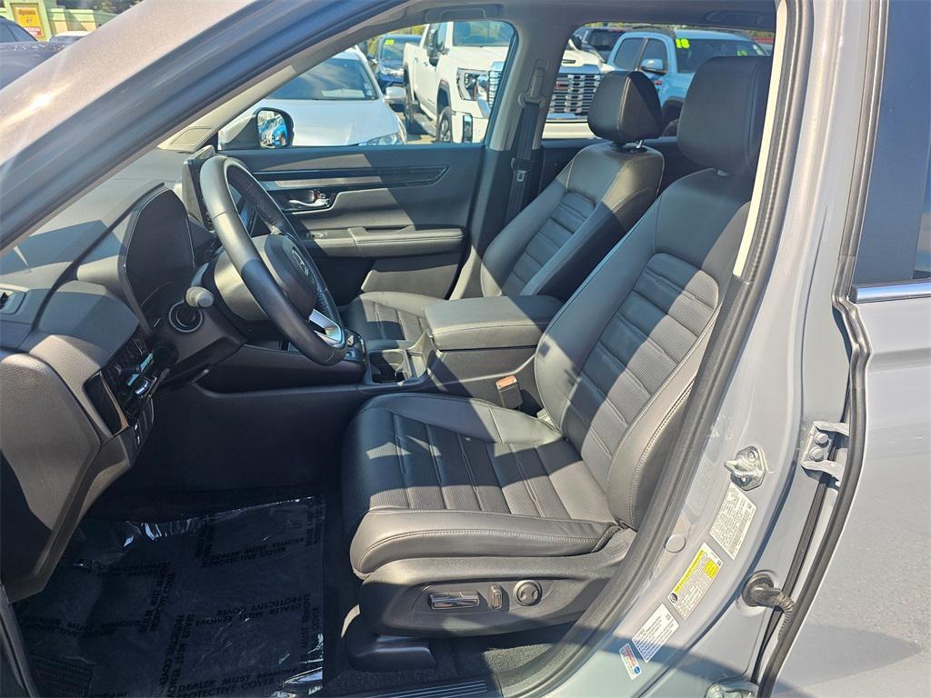 used 2023 Honda CR-V car, priced at $34,898