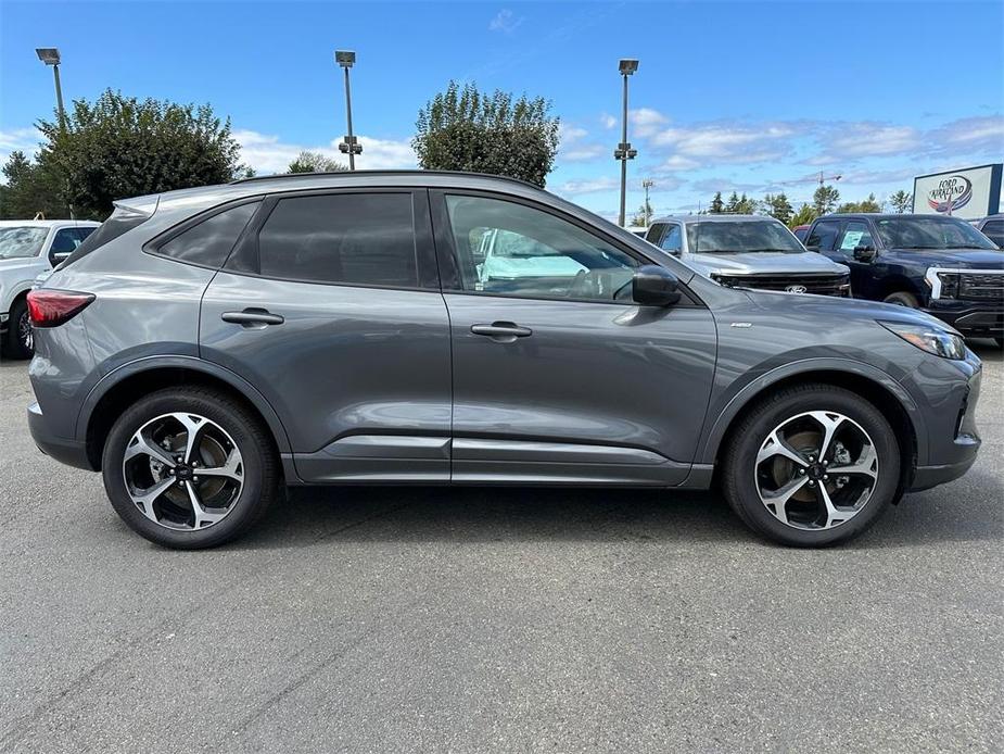 new 2023 Ford Escape car, priced at $32,152