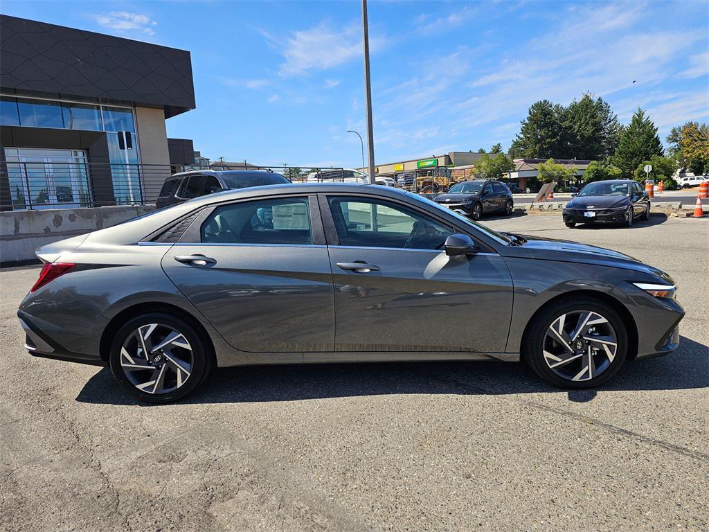 new 2025 Hyundai Elantra car, priced at $28,950
