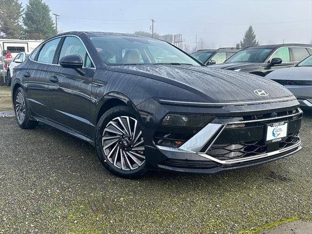 new 2025 Hyundai Sonata Hybrid car, priced at $38,140