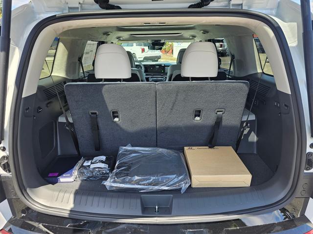 new 2025 Hyundai SANTA FE HEV car, priced at $50,445