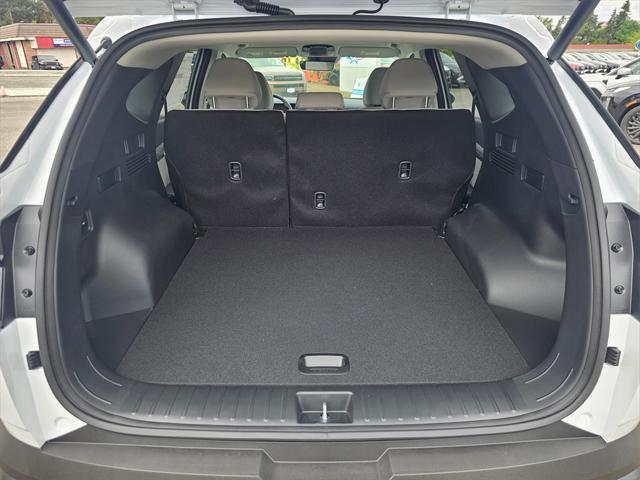 new 2025 Hyundai TUCSON Hybrid car, priced at $34,165