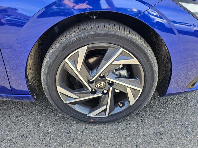 new 2025 Hyundai Elantra car, priced at $25,297