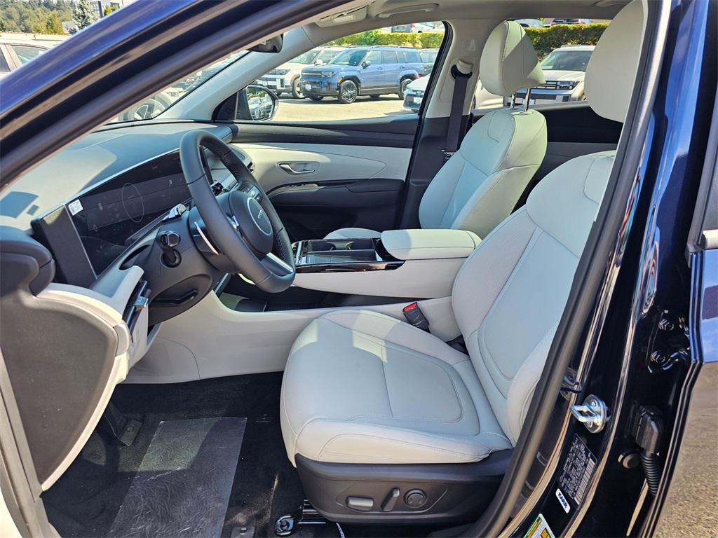 new 2025 Hyundai TUCSON Hybrid car, priced at $37,810