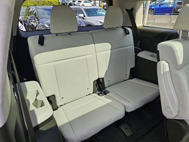 new 2025 Hyundai SANTA FE HEV car, priced at $48,865