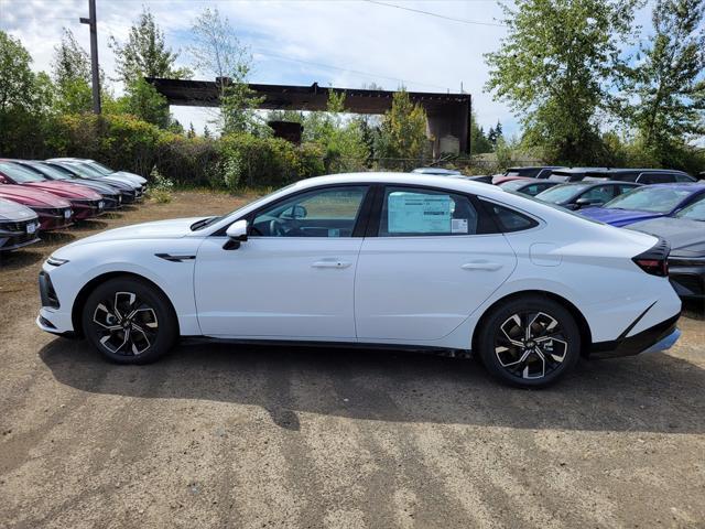 new 2024 Hyundai Sonata car, priced at $26,497