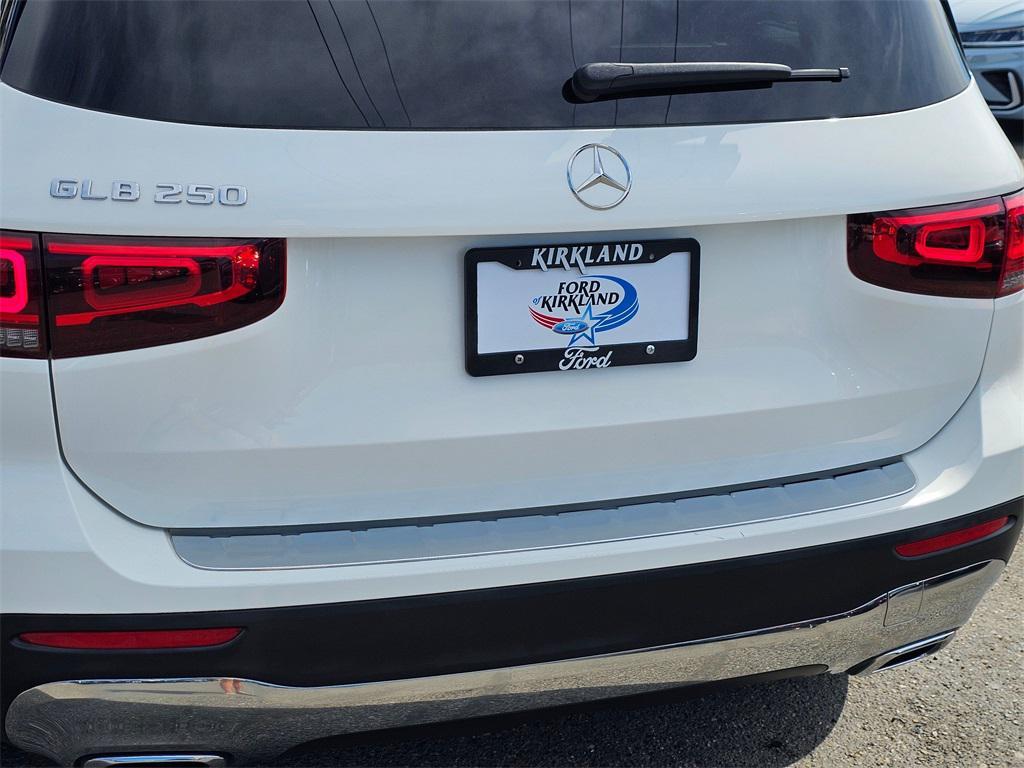 used 2021 Mercedes-Benz GLB 250 car, priced at $25,995
