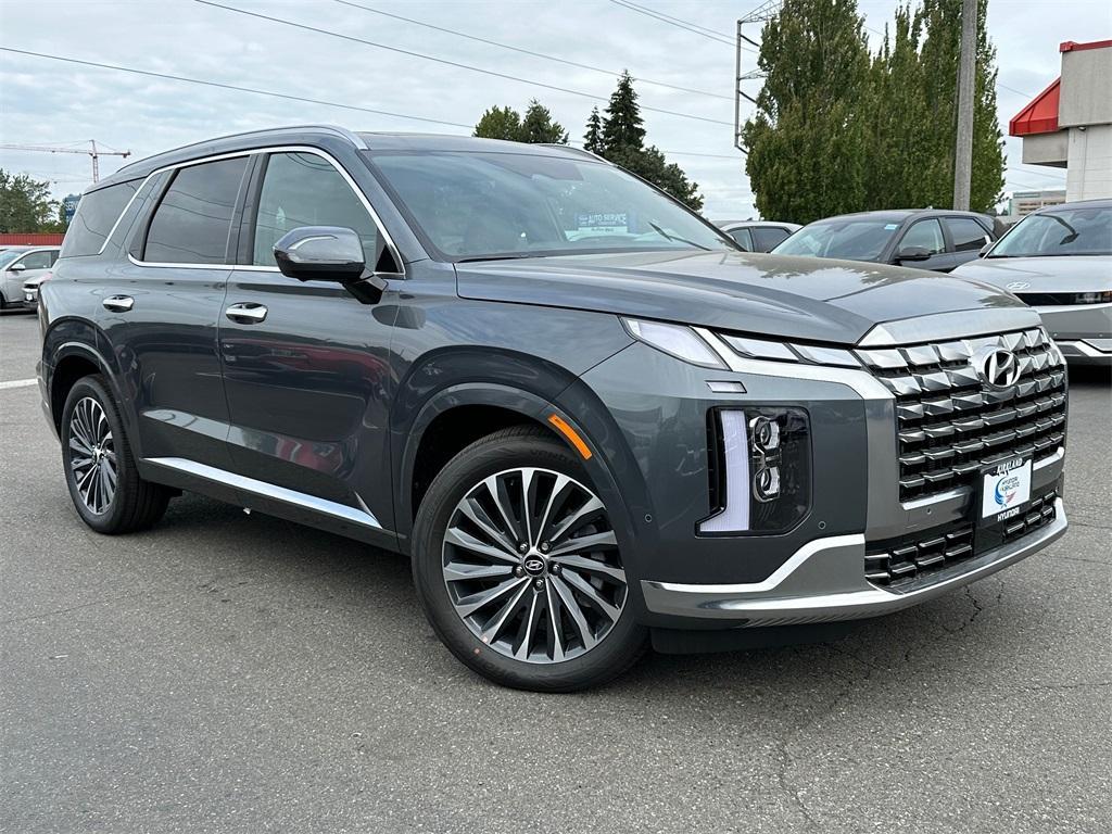 new 2025 Hyundai Palisade car, priced at $54,020