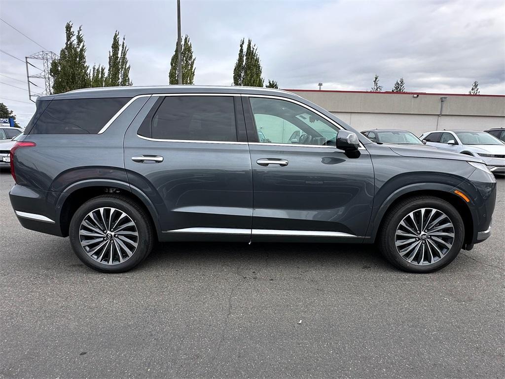 new 2025 Hyundai Palisade car, priced at $54,020